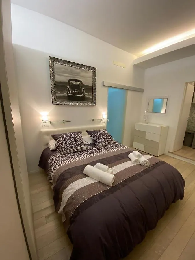 Maison D'Aquino Roma Italia