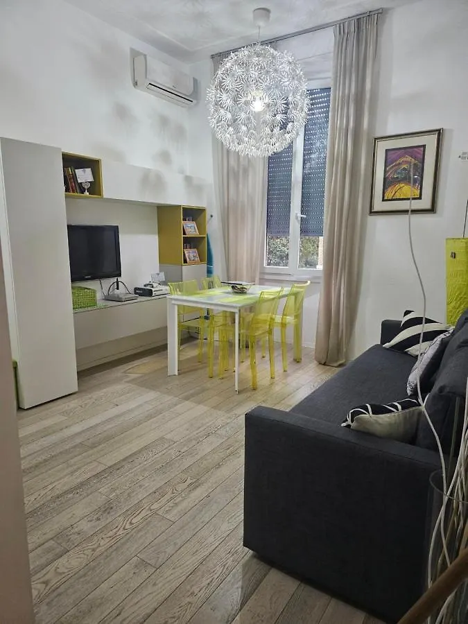 Apartment Maison D'Aquino Rome Italy